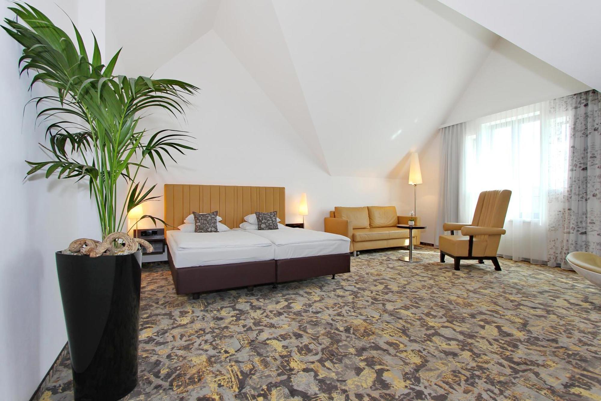 Hotel Arcotel Camino 4*